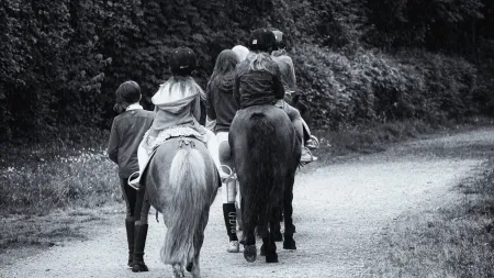 Sécurité: Les cavaliers à deux de front